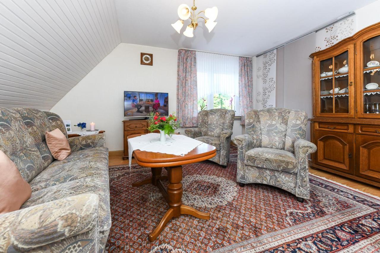 Ferienwohnung Im Haus Weinstock Esens Eksteriør bilde