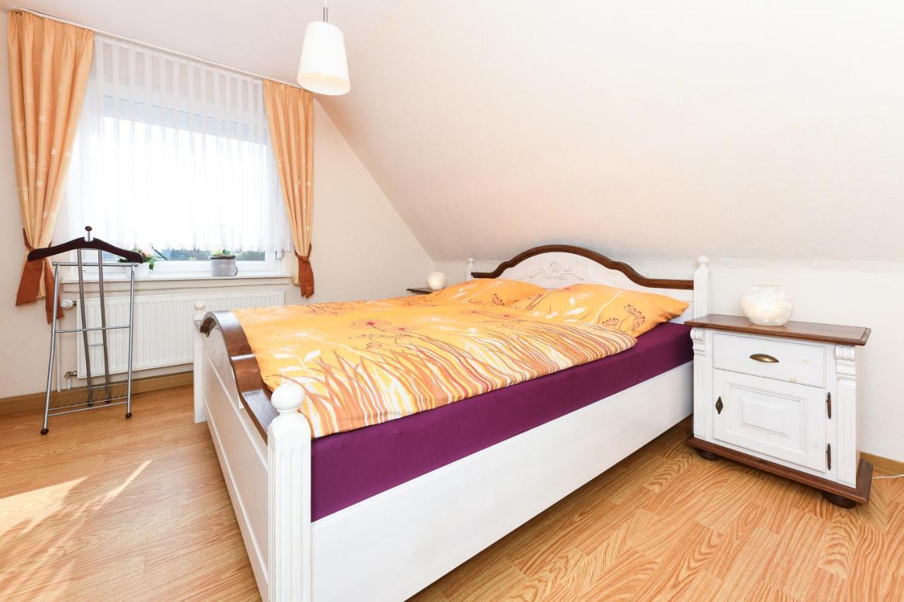 Ferienwohnung Im Haus Weinstock Esens Eksteriør bilde