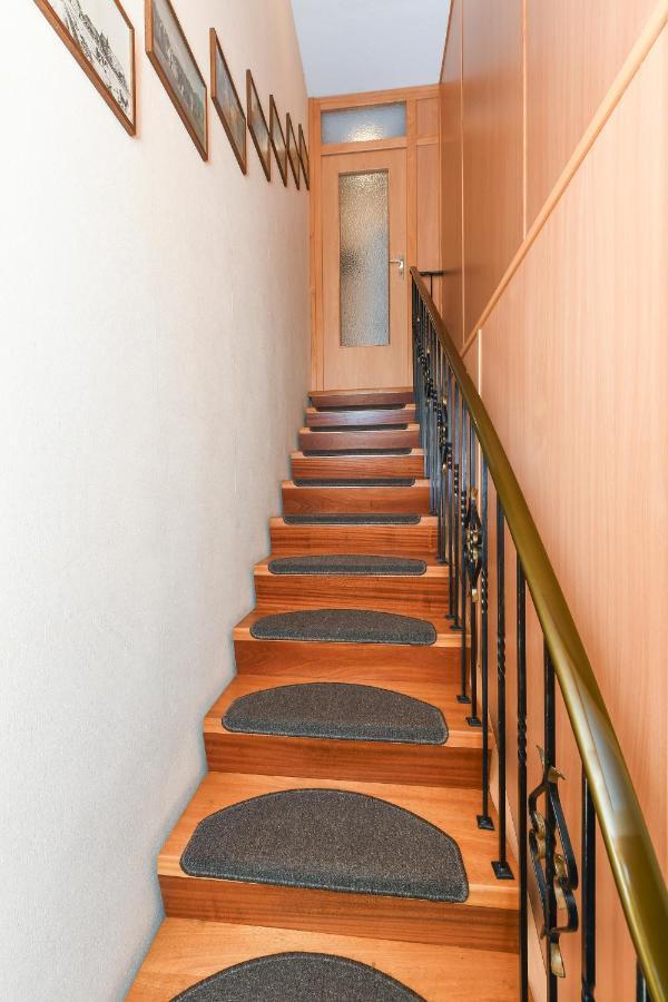 Ferienwohnung Im Haus Weinstock Esens Eksteriør bilde